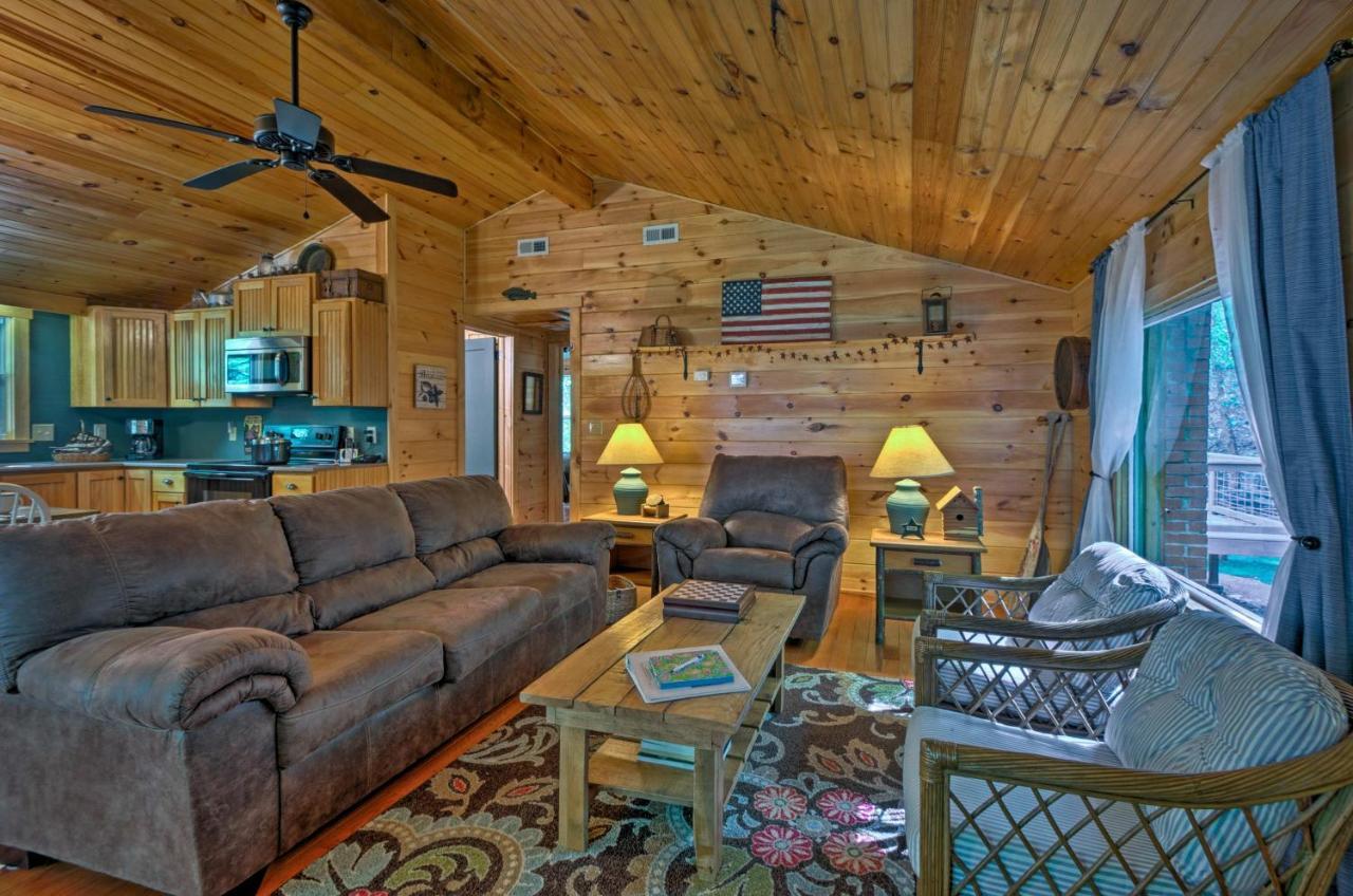 Bryson City Cabin With Fire Pit On Coopers Creek! Exterior photo